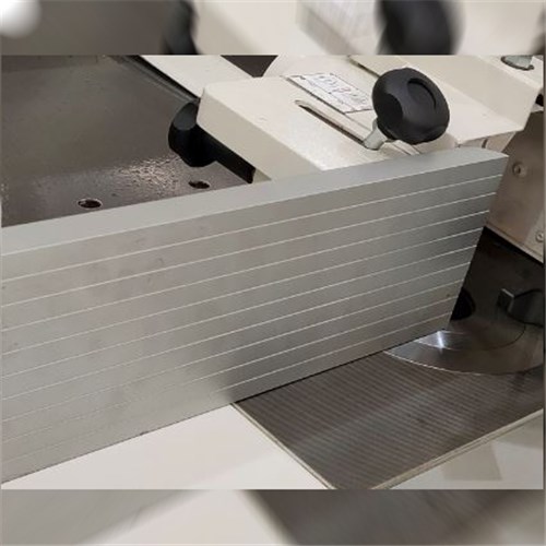 Lab 300 Alum Spindle Fences